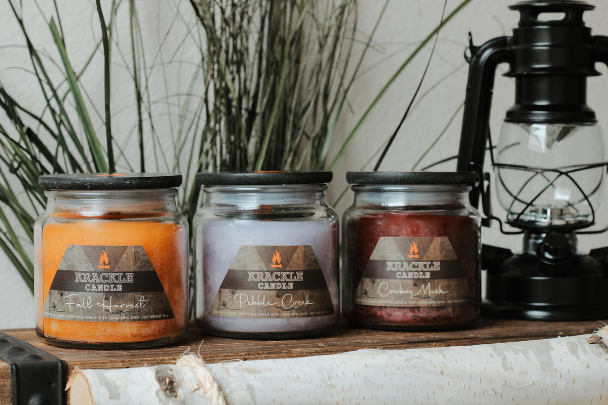 16 oz Vanilla Coffee Scented Candle with Wooden Wick P2296